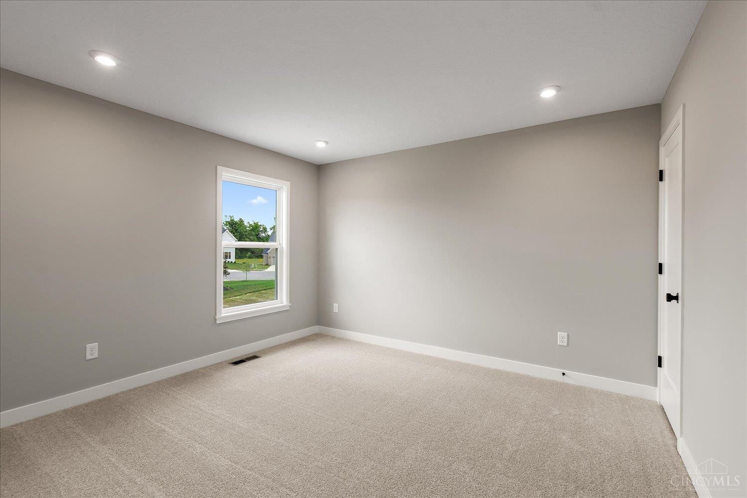 1316 Trailhead Place Property Photo 25