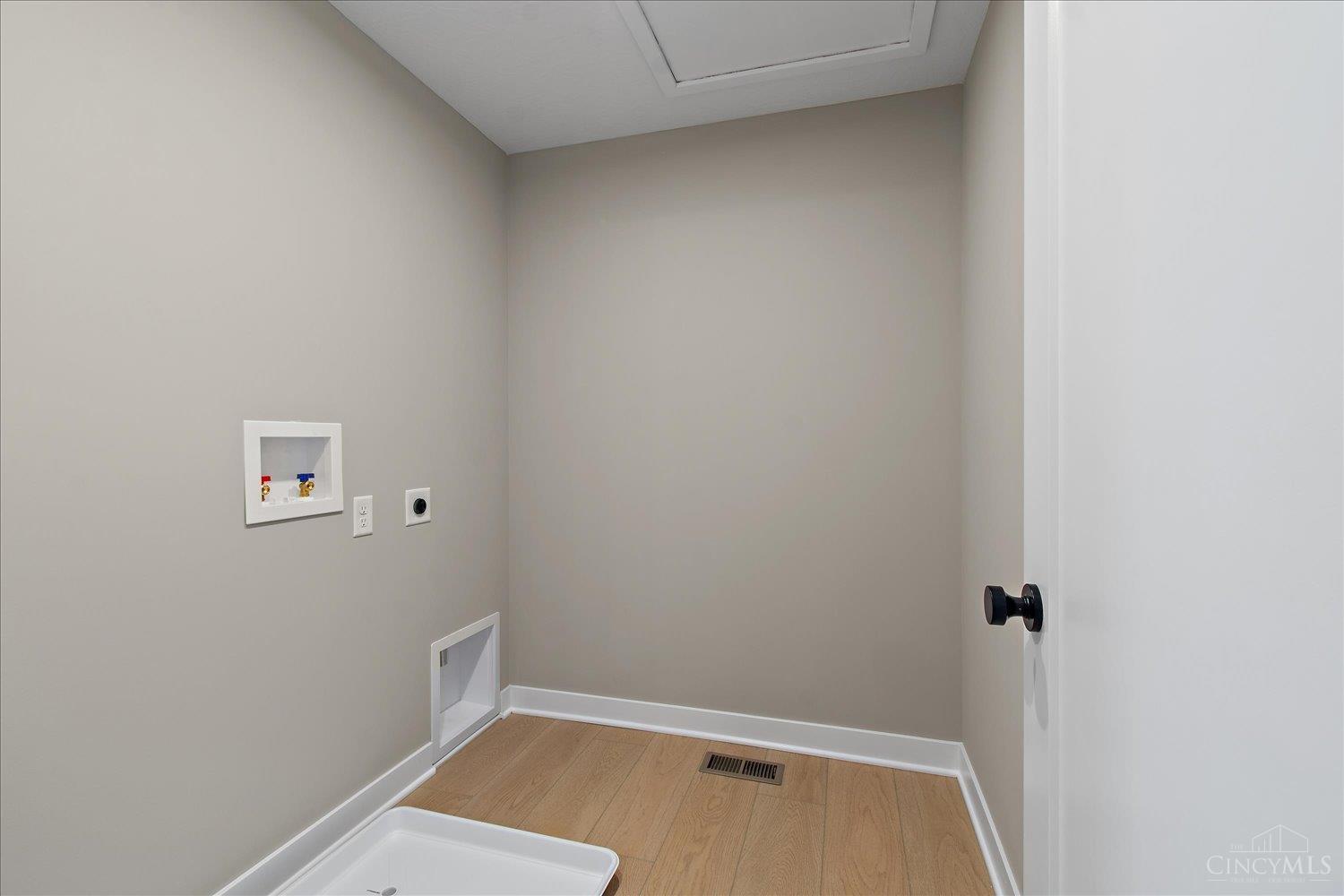 1316 Trailhead Place Property Photo 28