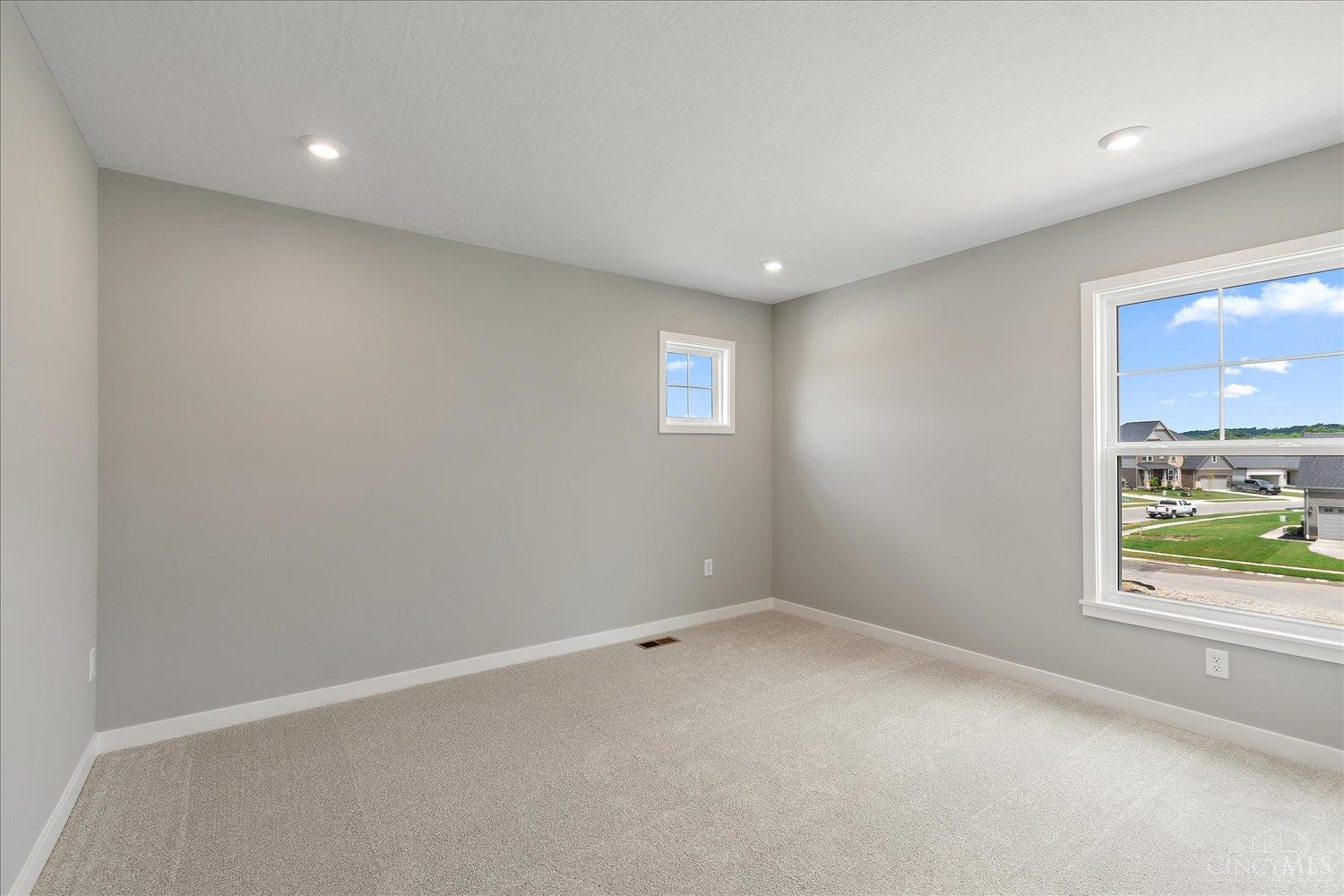 1290 Trailhead Place Property Photo 23
