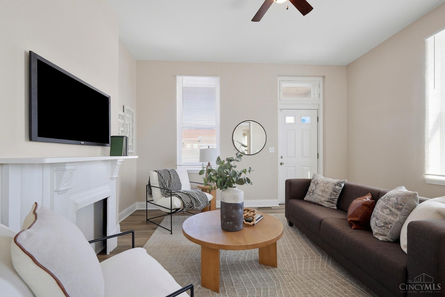 1817 Elmore Street Property Photo 3