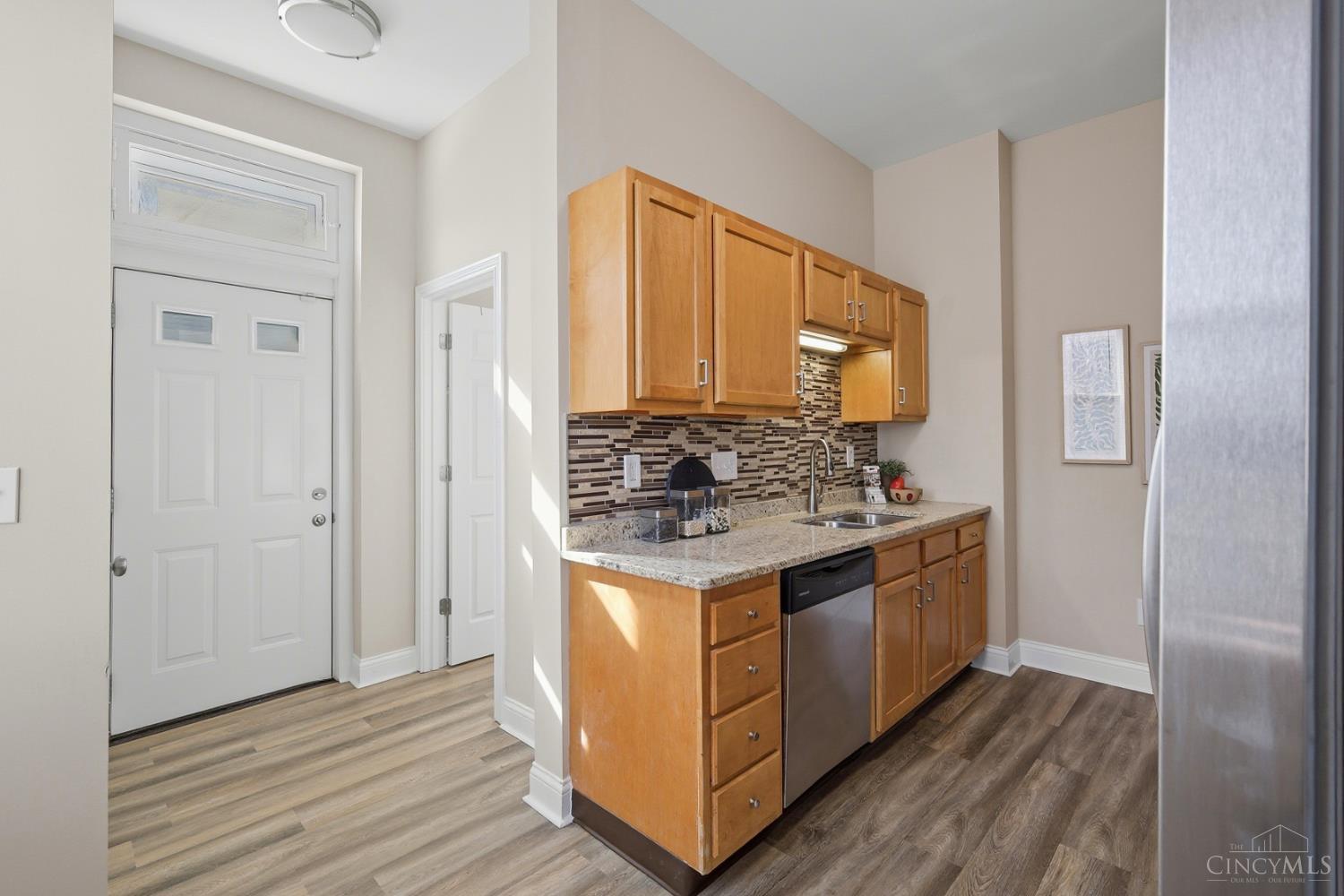 1817 Elmore Street Property Photo 5