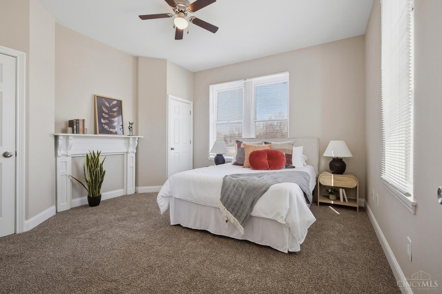 1817 Elmore Street Property Photo 15