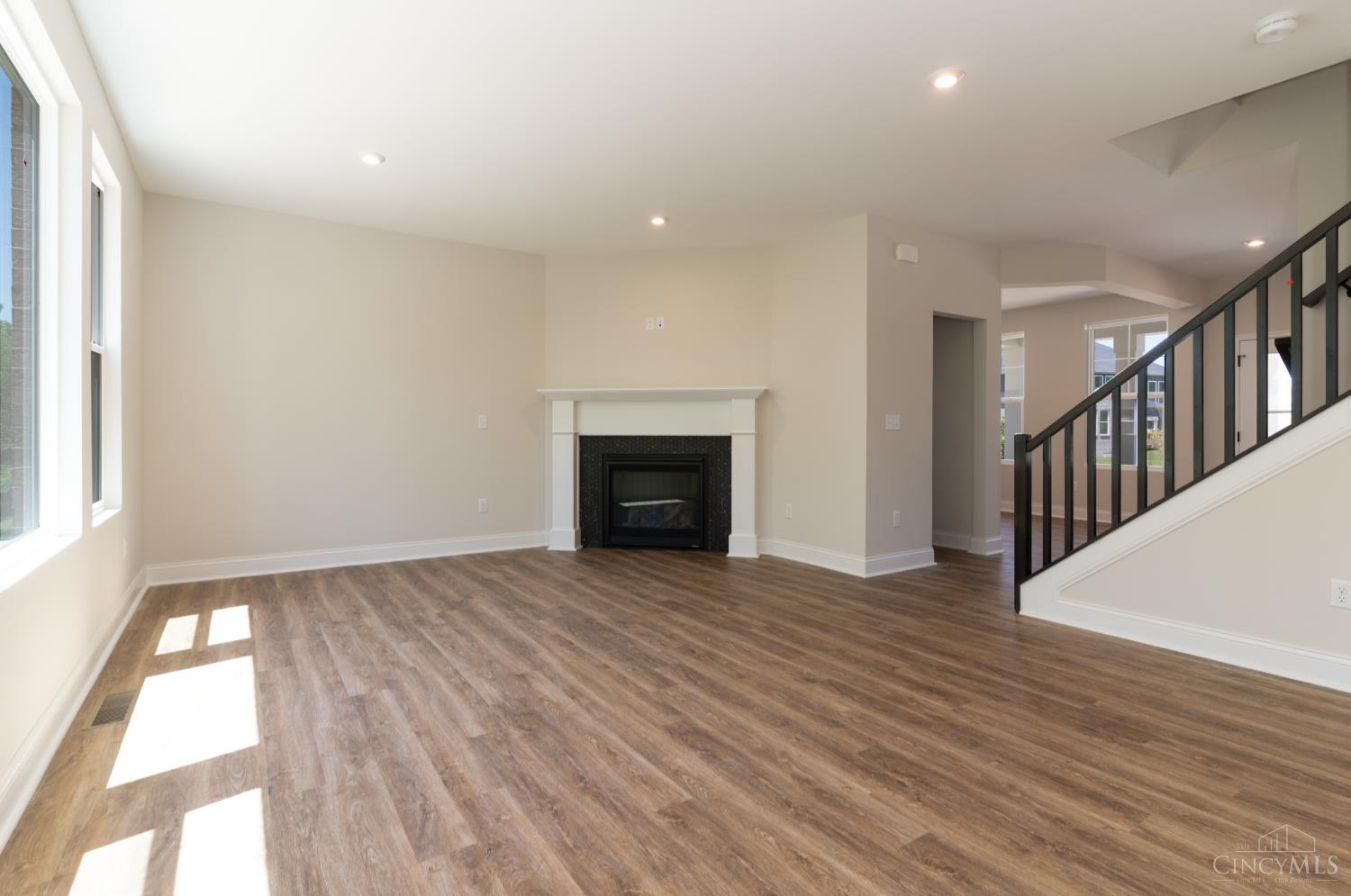 1143 Wayfarers Way Property Photo 11