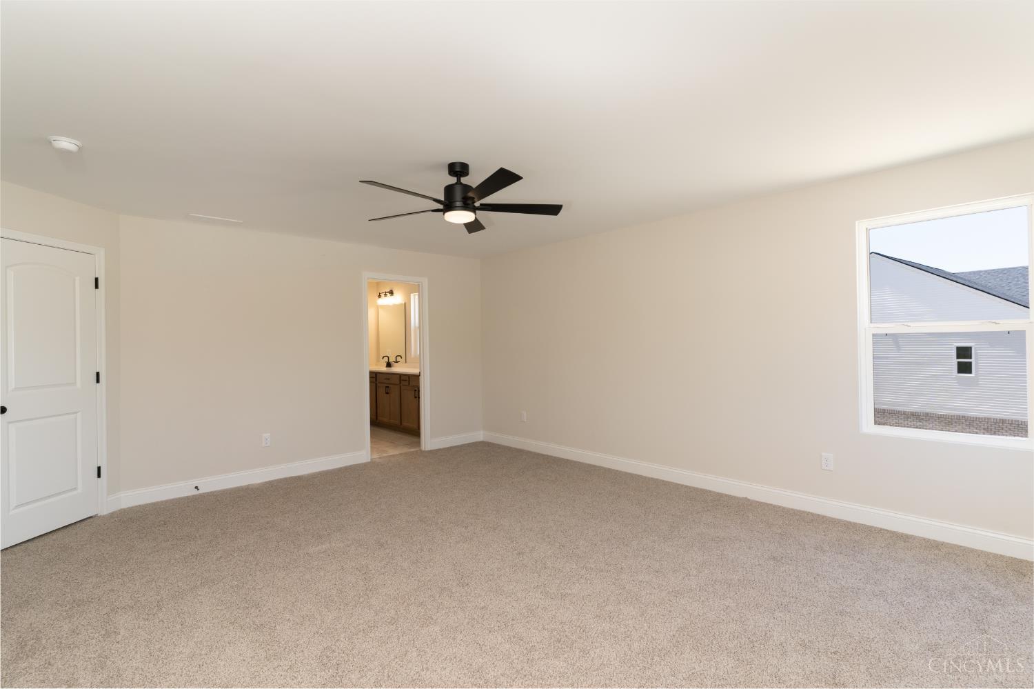 1143 Wayfarers Way Property Photo 24