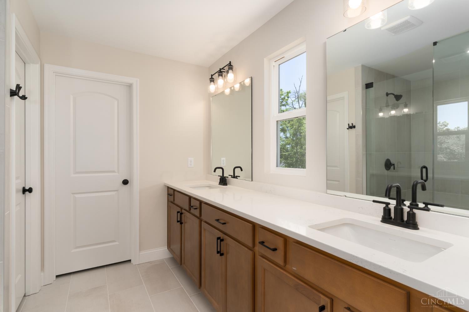 1143 Wayfarers Way Property Photo 25