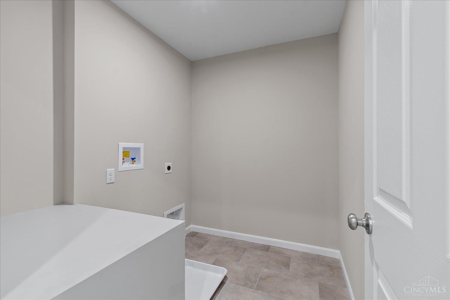 2091 Sunflower Place Property Photo 25