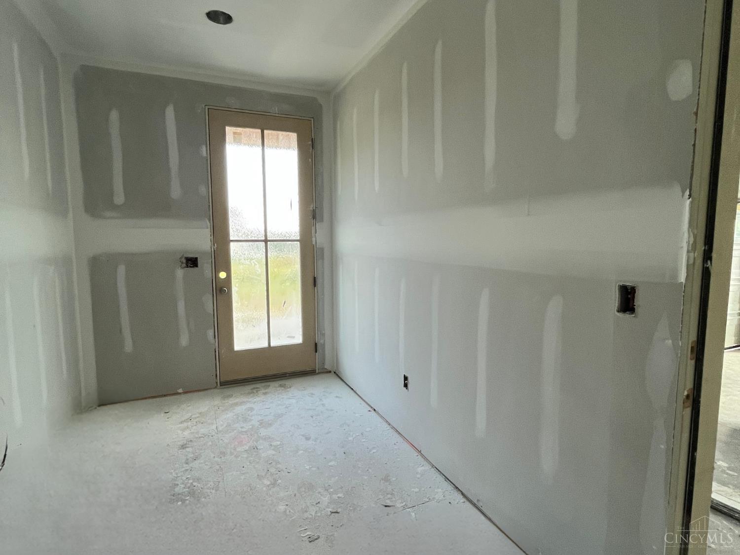 5503 Cox Smith Road Property Photo 13
