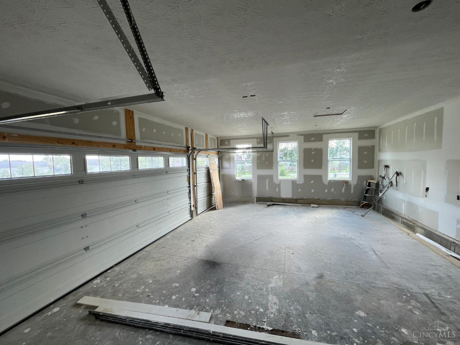 5503 Cox Smith Road Property Photo 14
