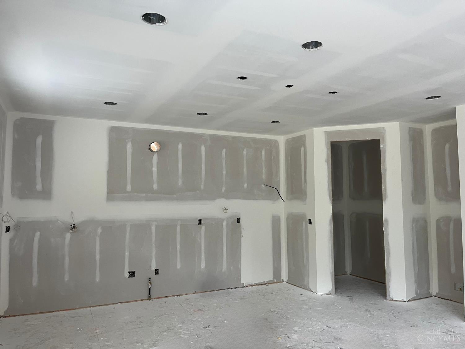 5503 Cox Smith Road Property Photo 18
