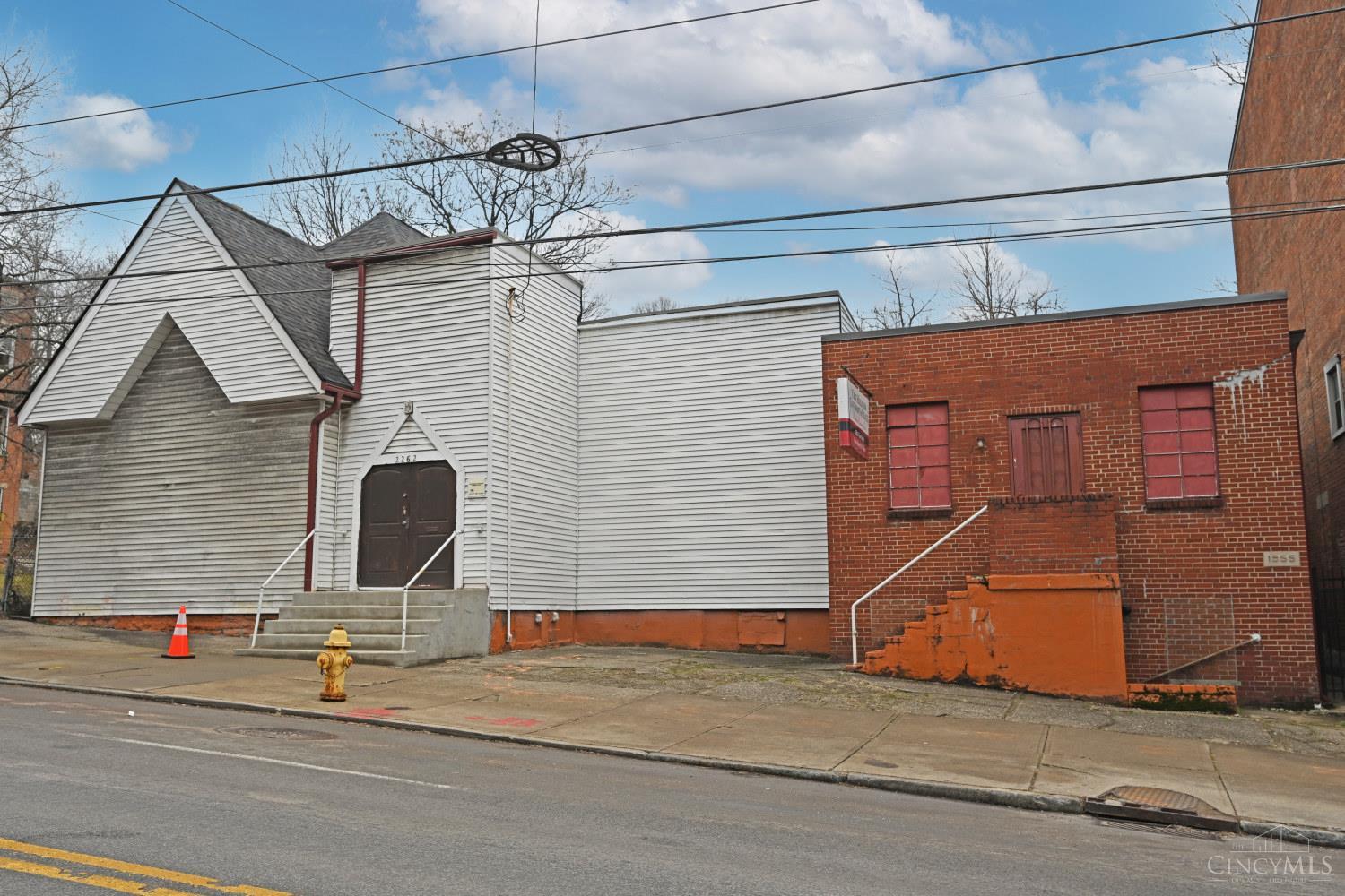 2260 Vine Street Property Photo 1