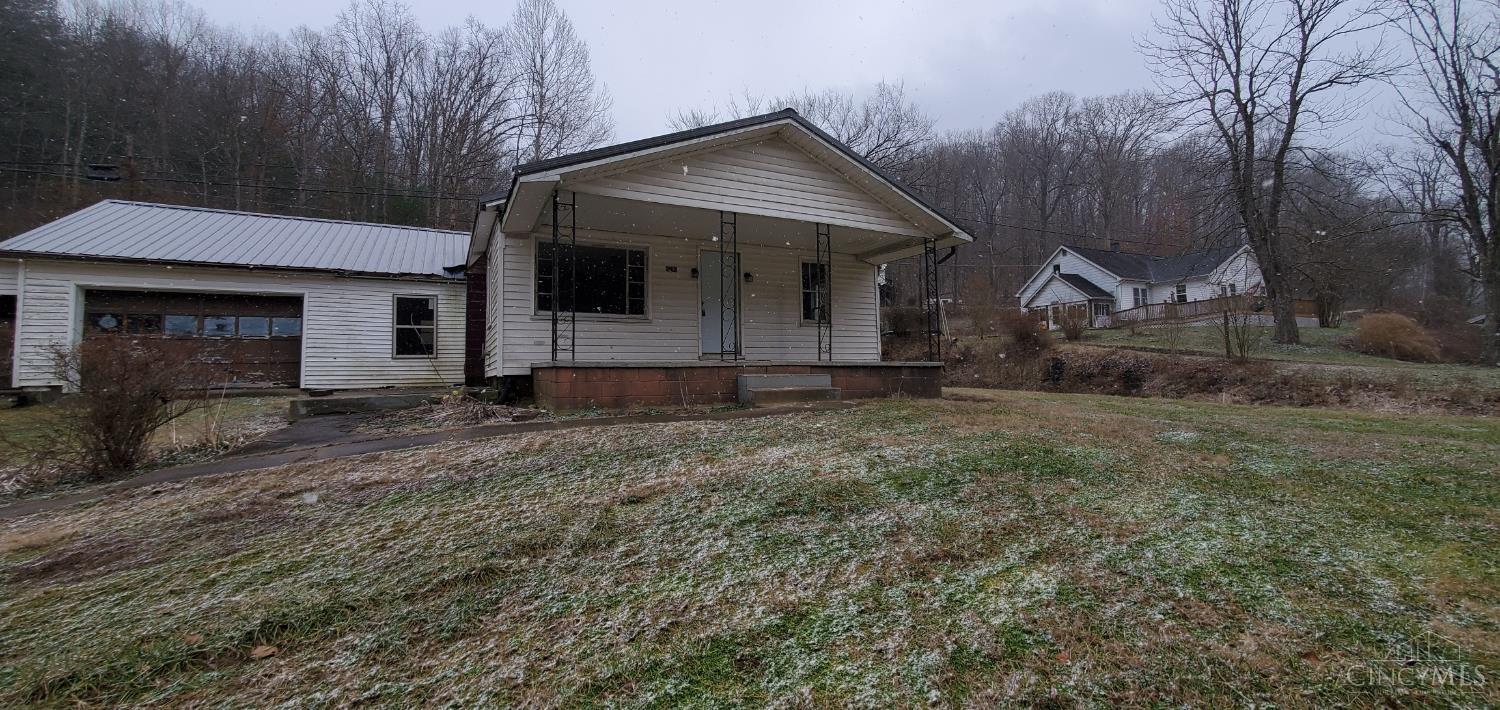 8756 St Rt 140 Property Photo 1