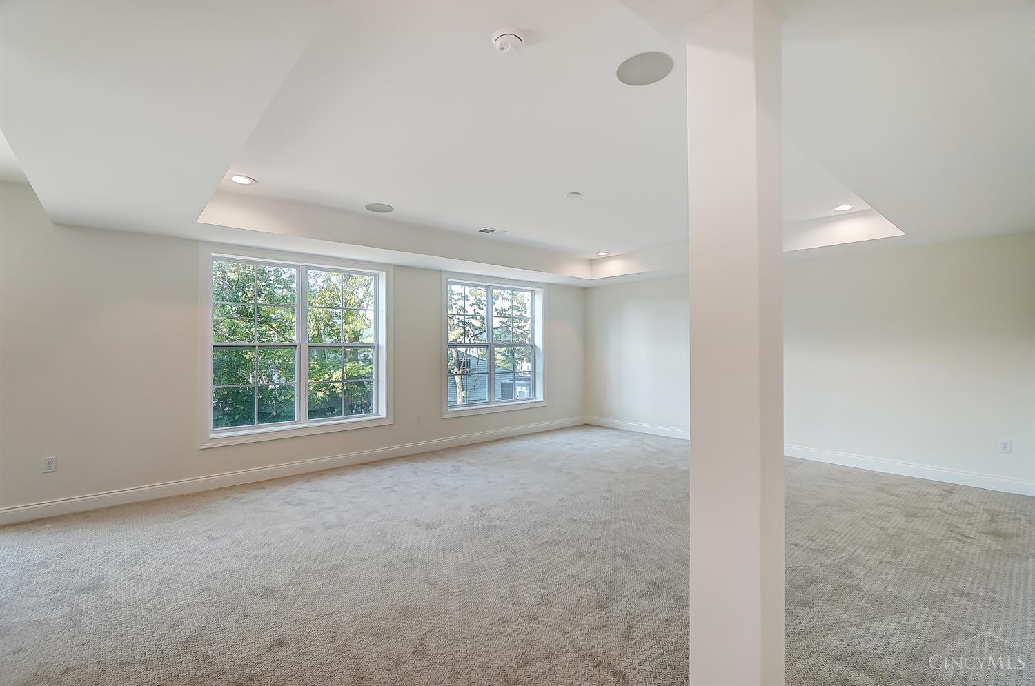 7845 Euclid Avenue Property Photo 36