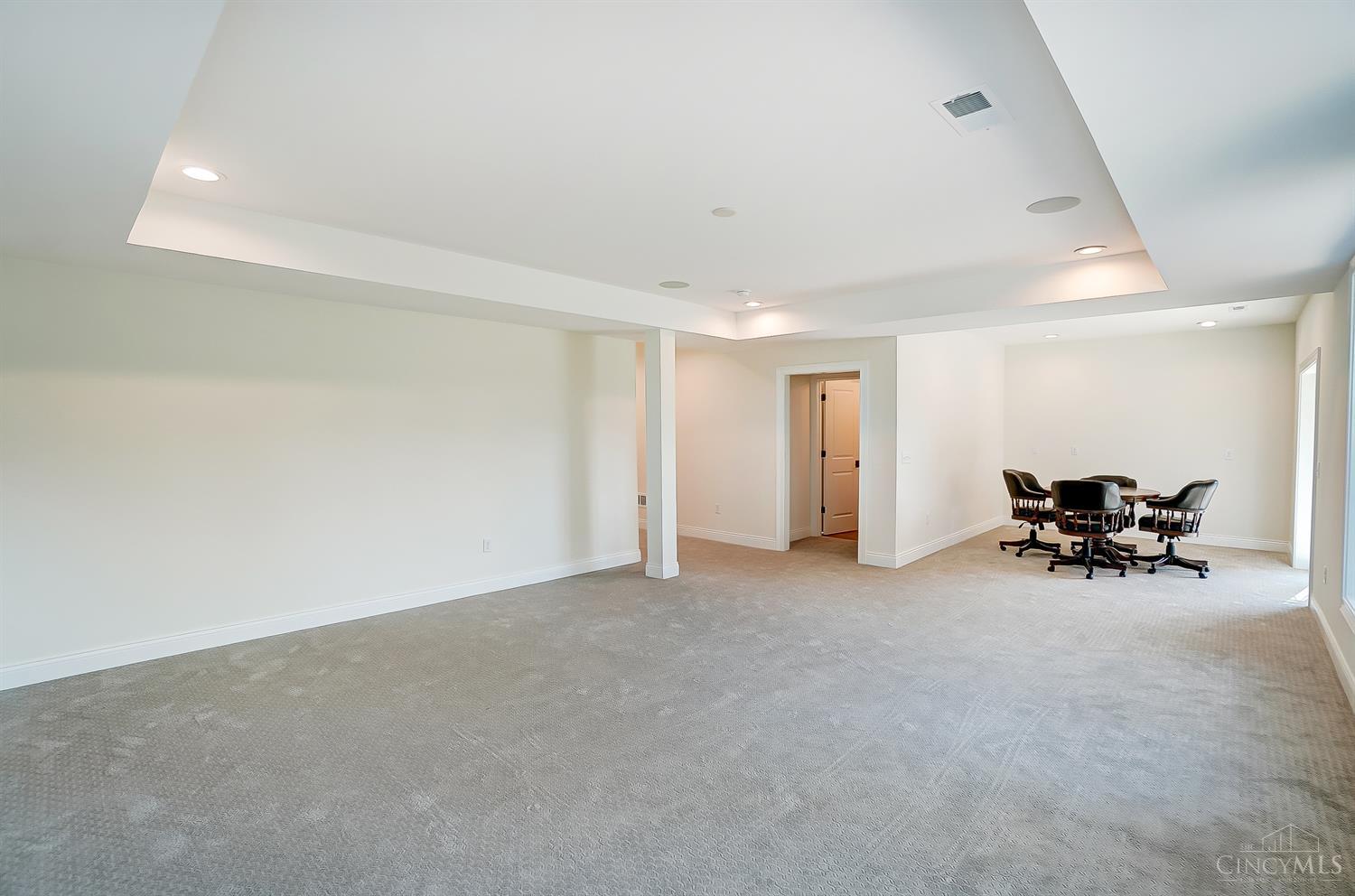 7845 Euclid Avenue Property Photo 38