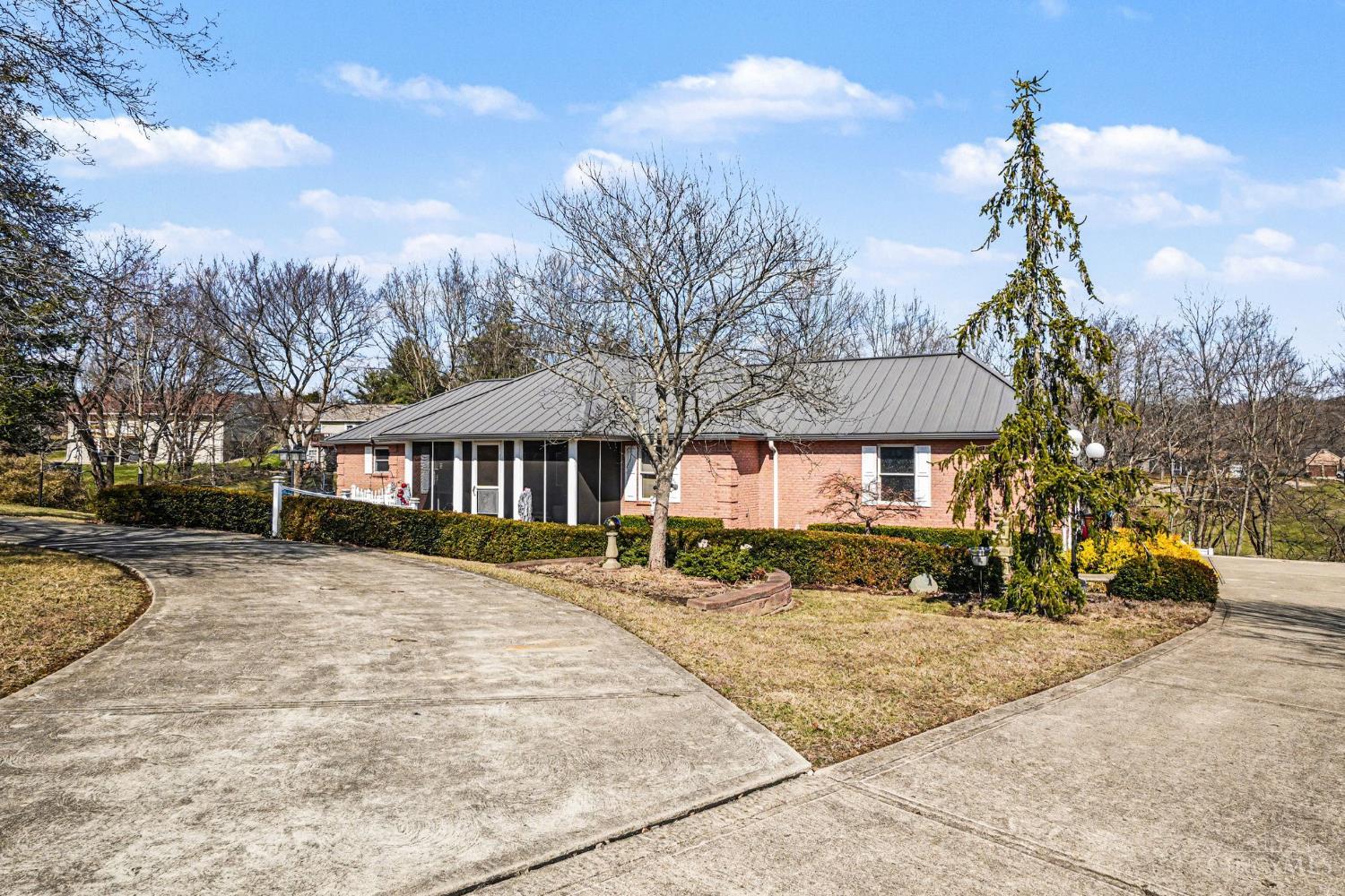 20902 Ridgecliff Court Property Photo 4