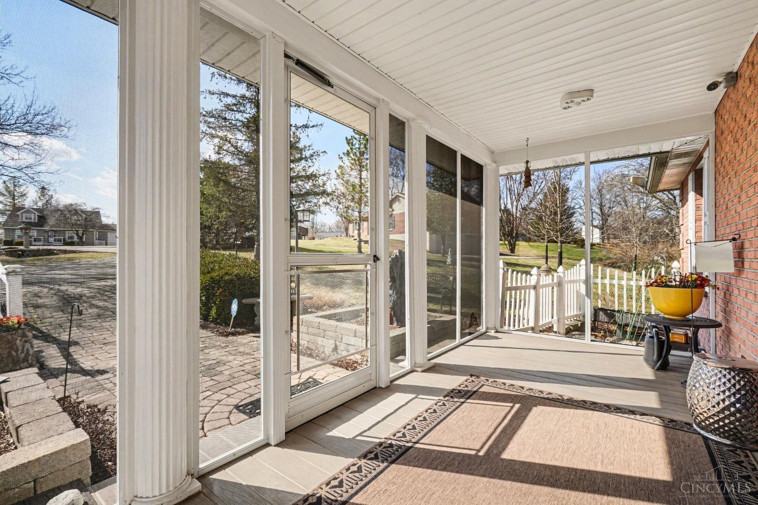 20902 Ridgecliff Court Property Photo 7