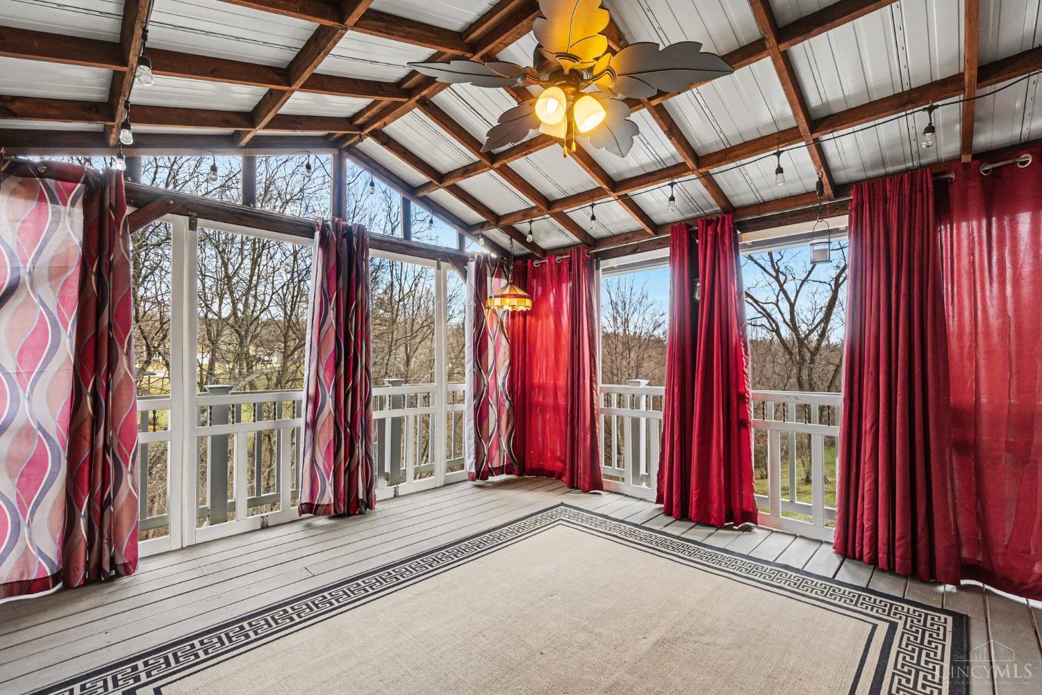 20902 Ridgecliff Court Property Photo 27