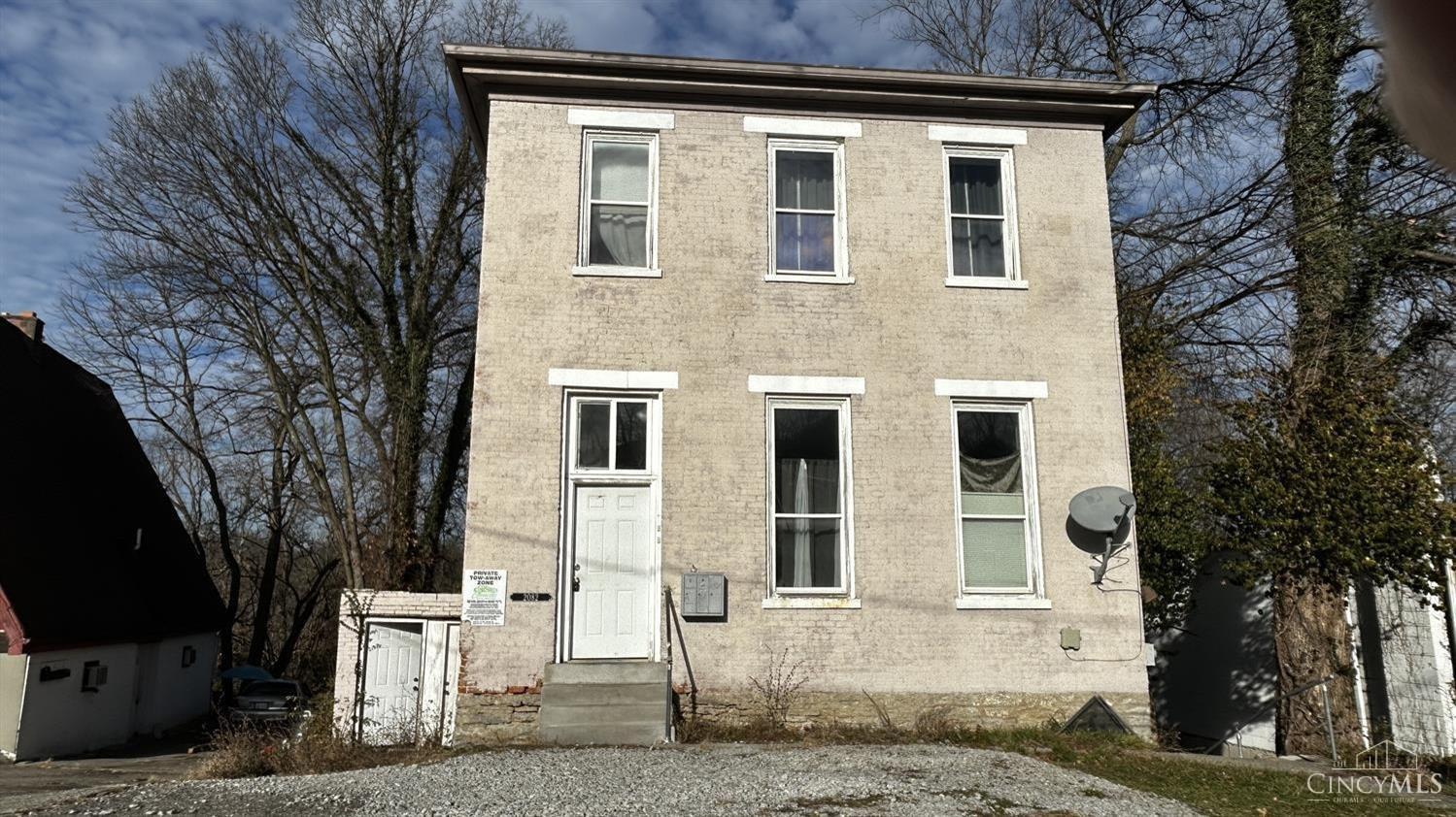 2082 Harrison Avenue Property Photo 1