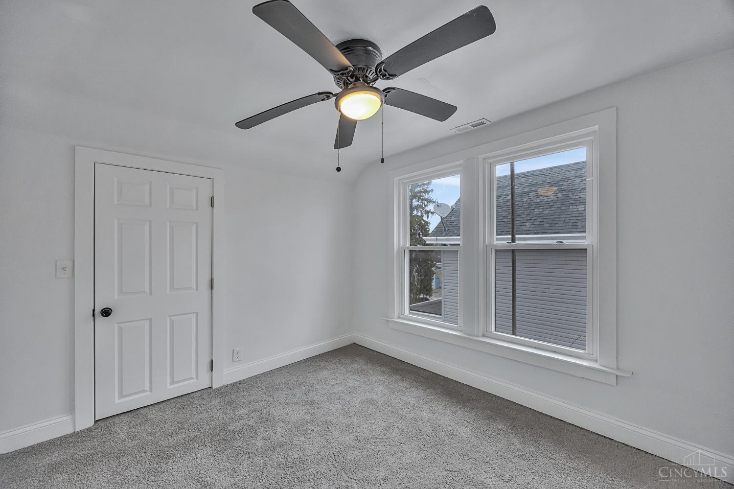 5811 Bramble Avenue Property Photo 25