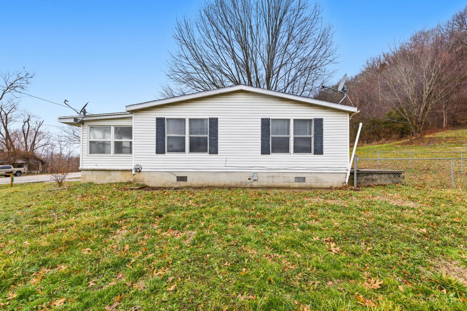21070 Us Rt 52 Property Photo 2