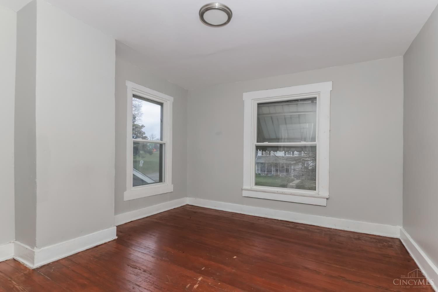 1249 Everett Drive Property Photo 11