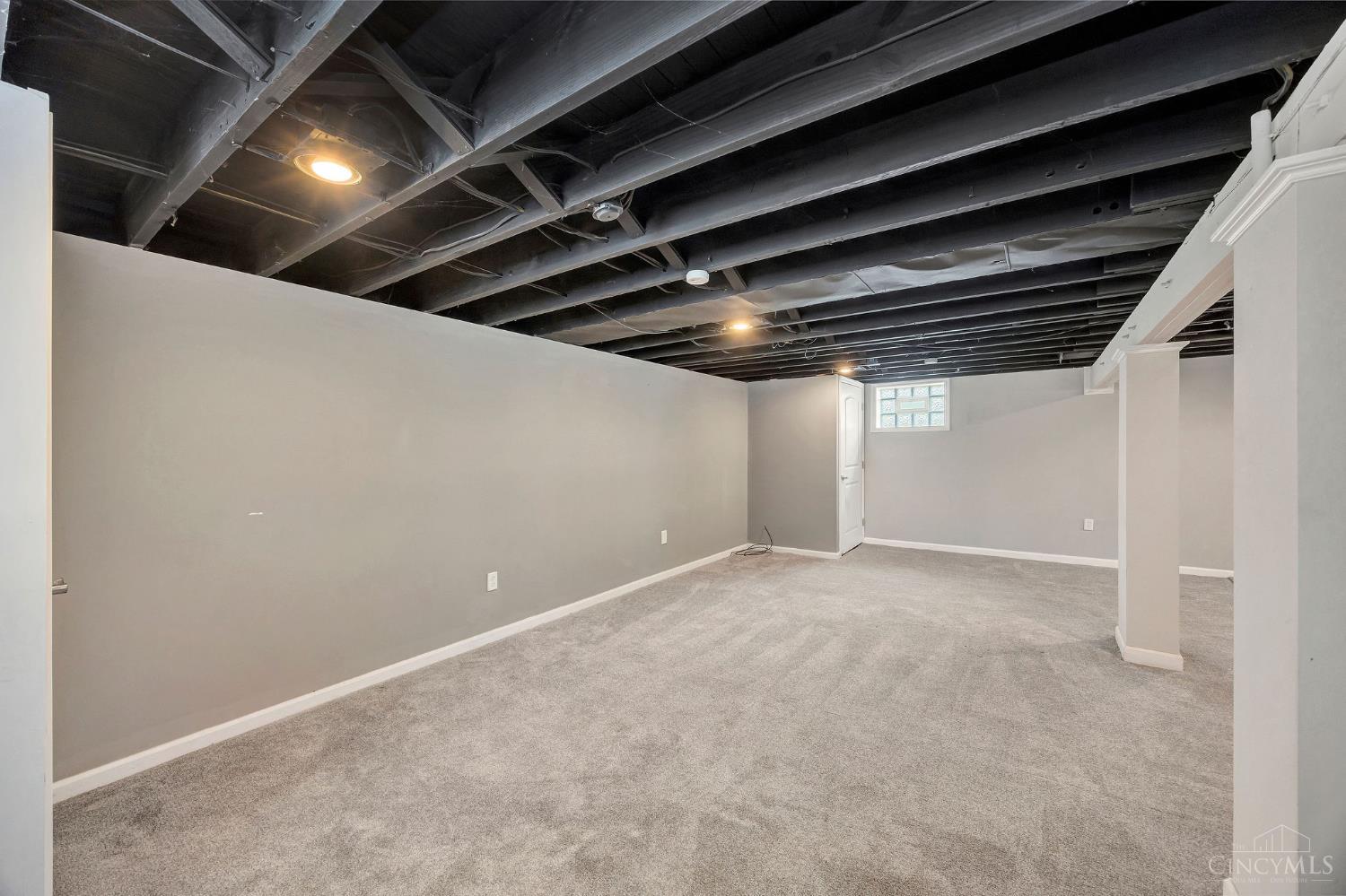 2192 Pinney Lane Property Photo 20