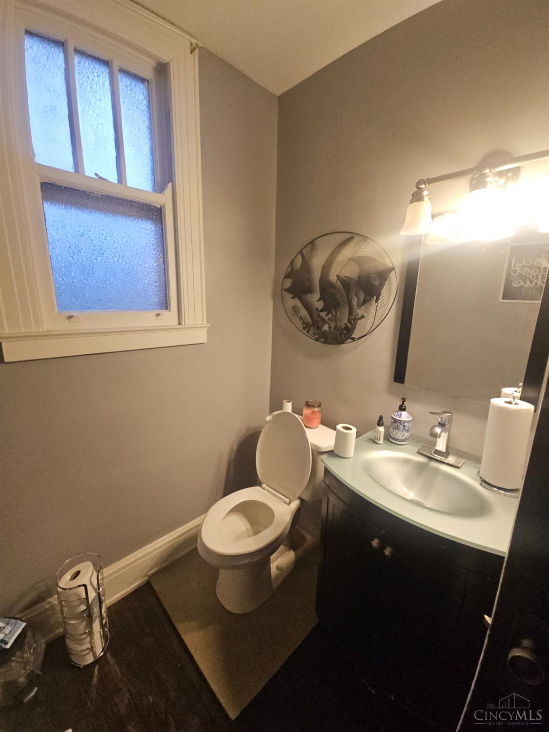 3936 Dickson Avenue Property Photo 22