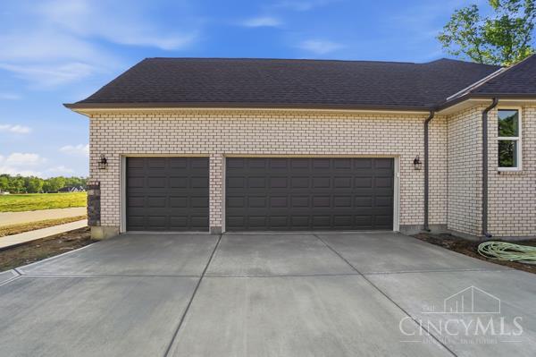 3561 Sunny Acres Drive Property Photo 2