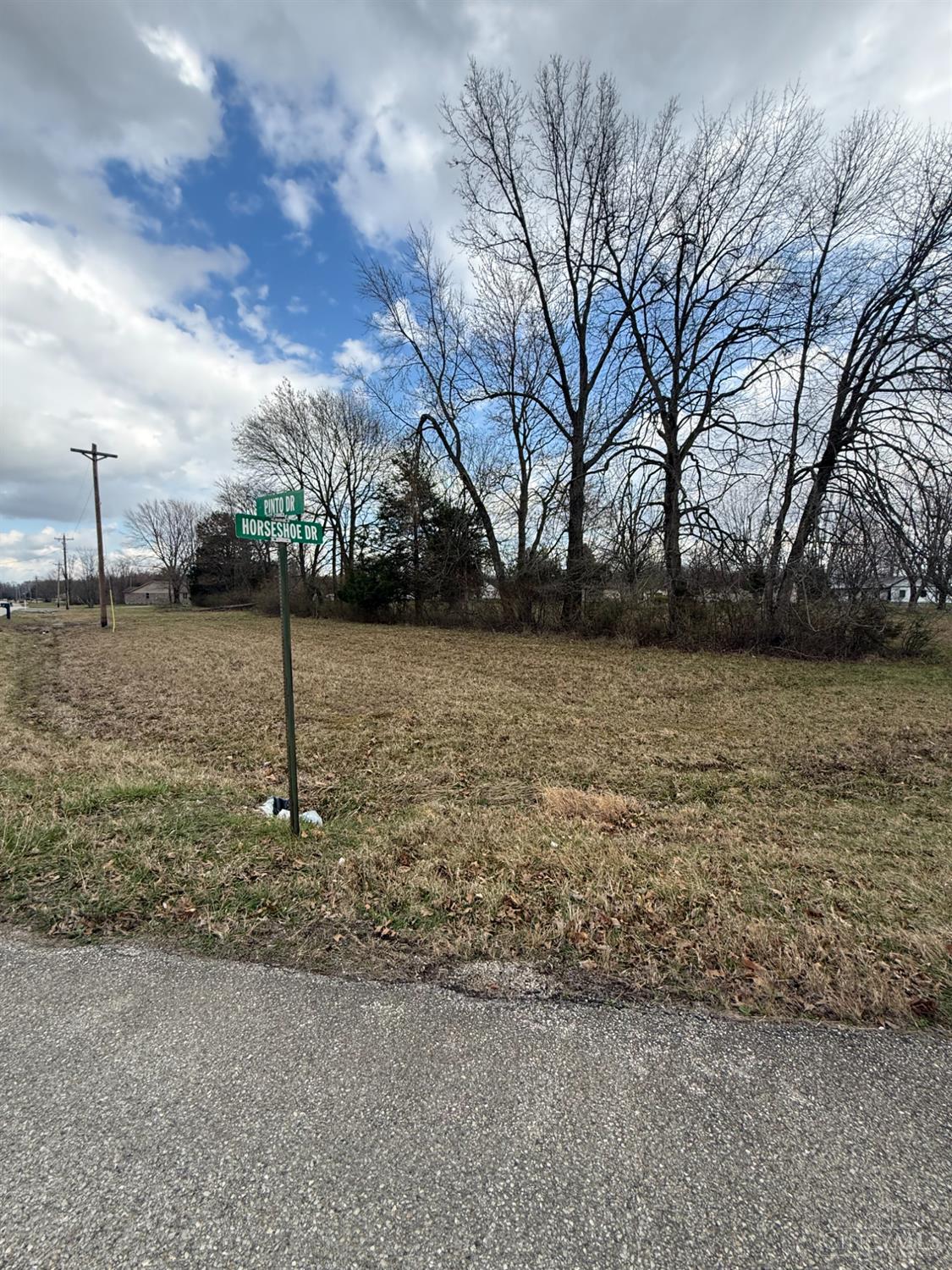 Horse Shoe Drive Property Photo 9