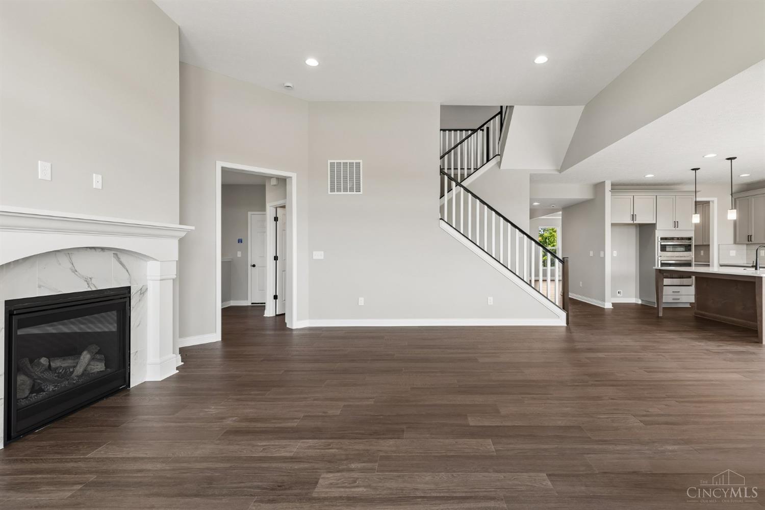2445 Trail View Property Photo 12