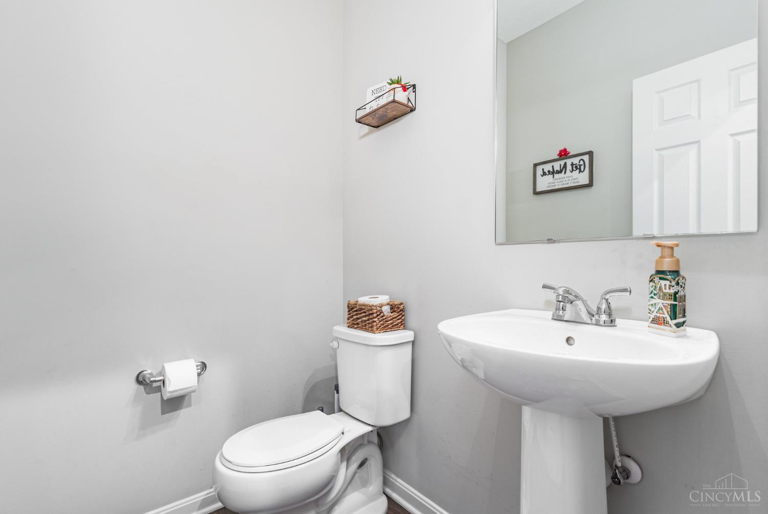 2850 Buckridge Drive Property Photo 18