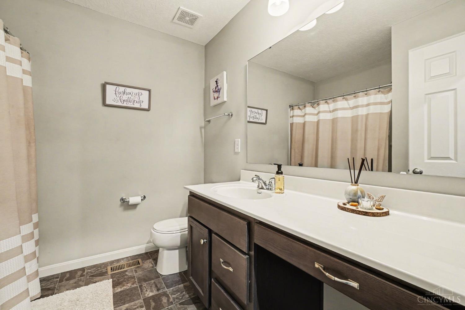 2850 Buckridge Drive Property Photo 30