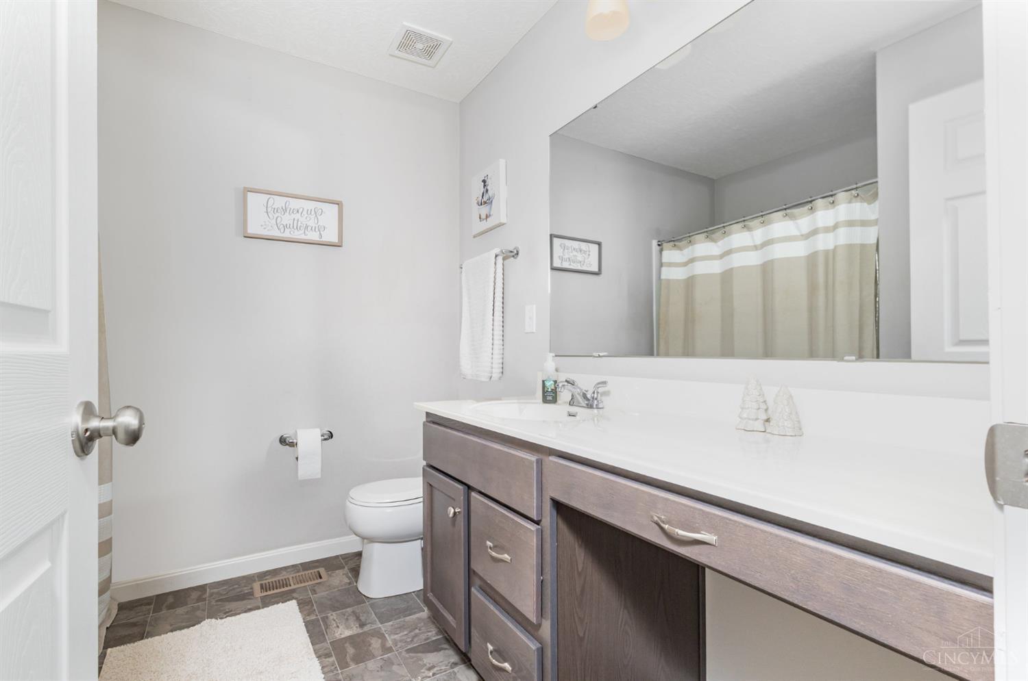 2850 Buckridge Drive Property Photo 31