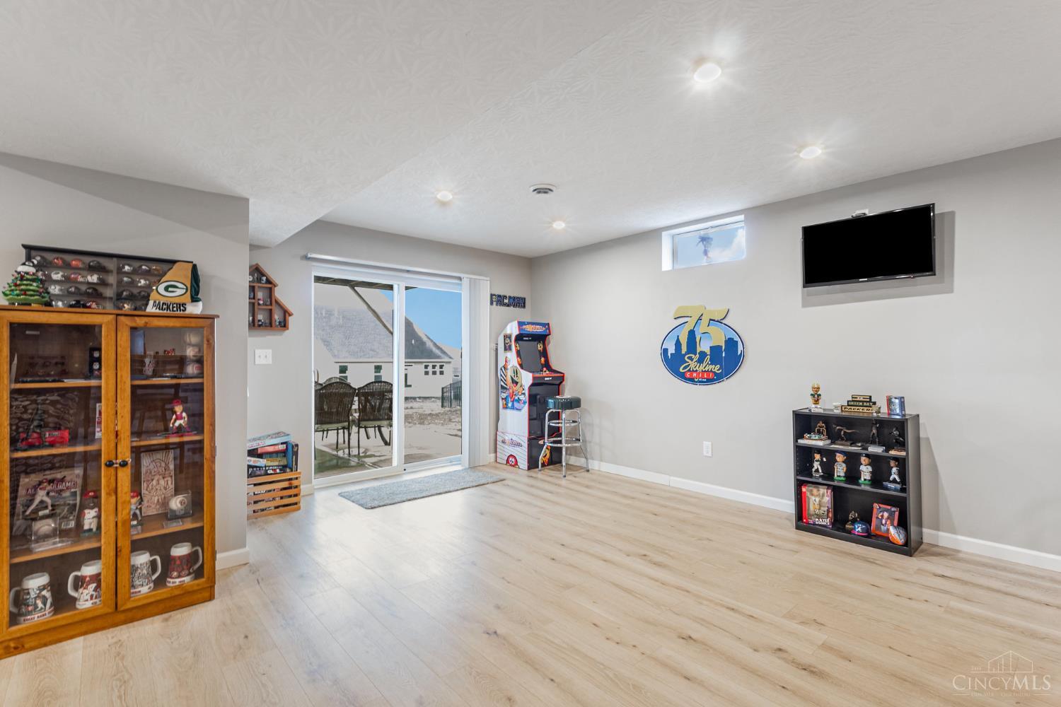 2850 Buckridge Drive Property Photo 39