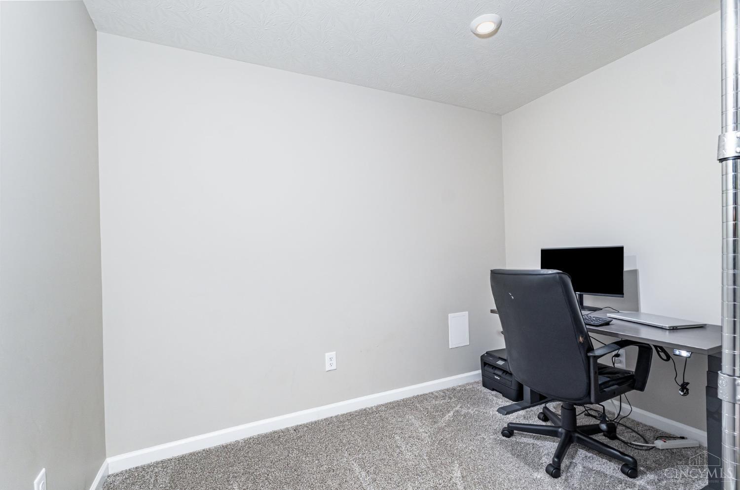 2850 Buckridge Drive Property Photo 40