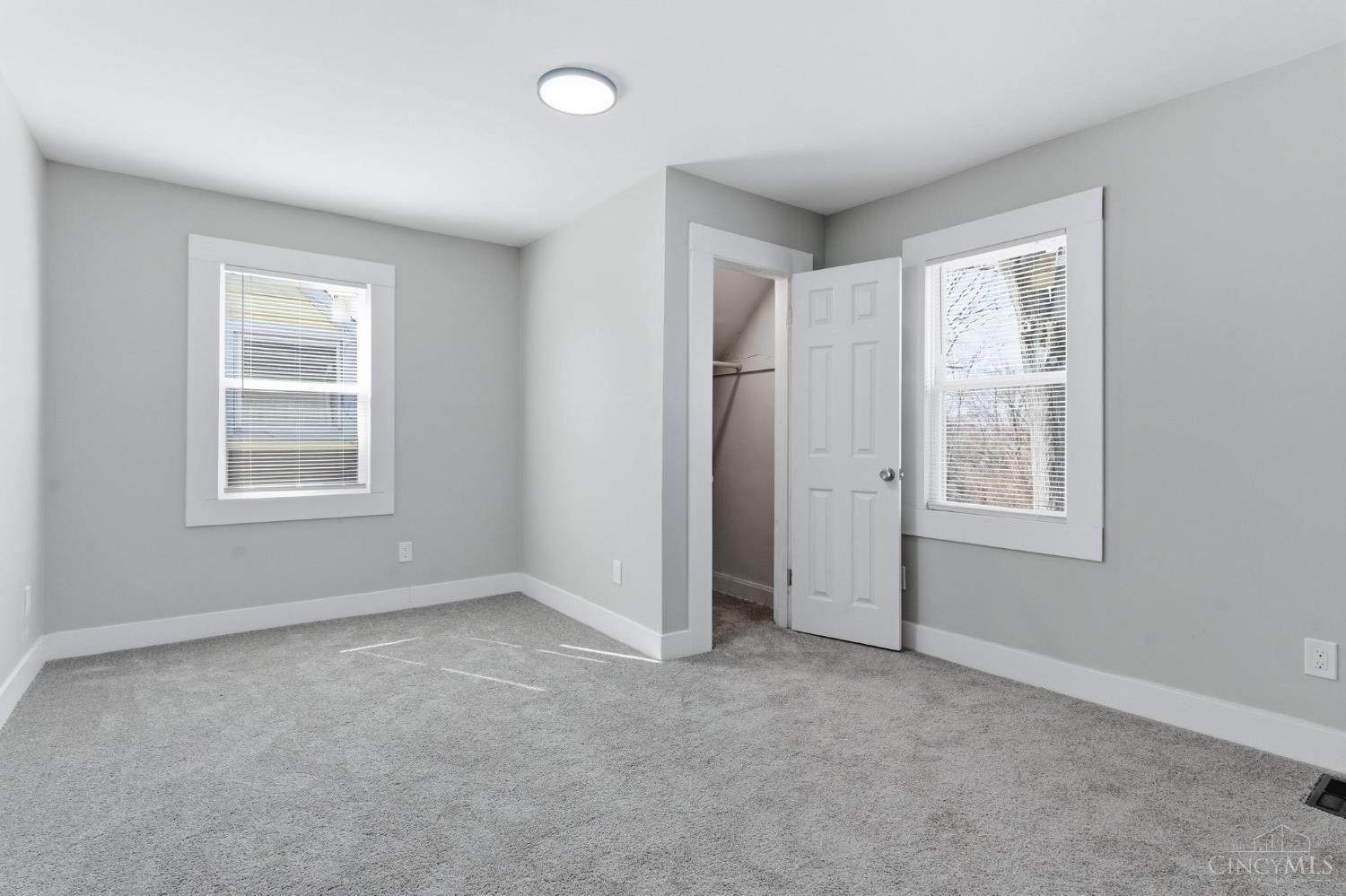 6207 Coleridge Avenue Property Photo 28