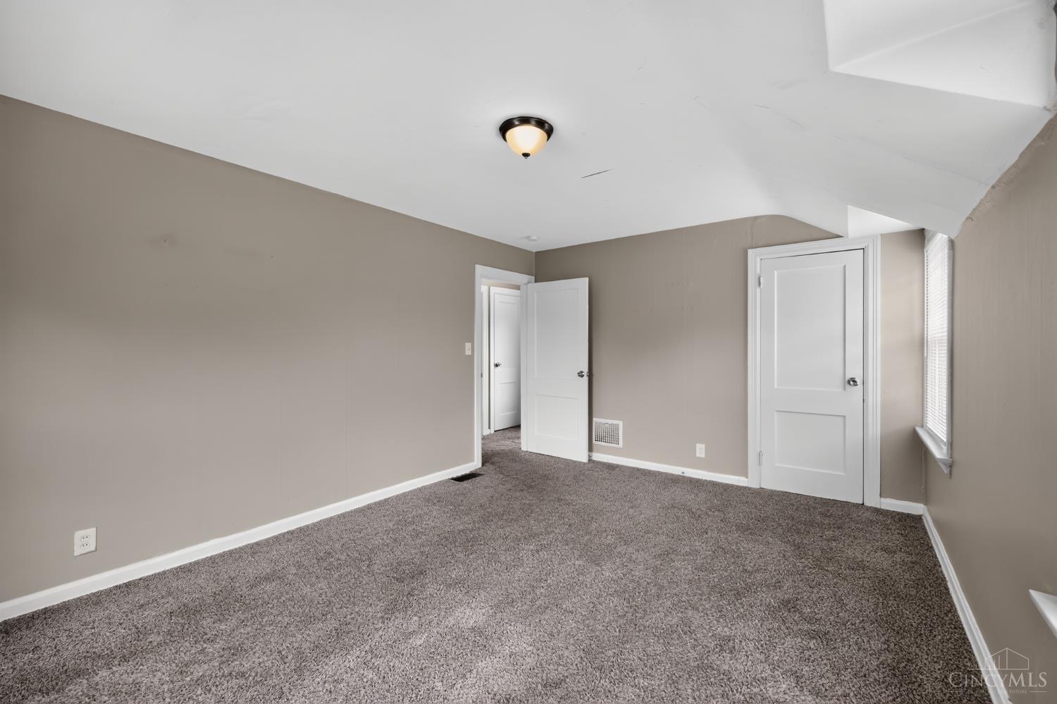 2843 Robert Avenue Property Photo 25
