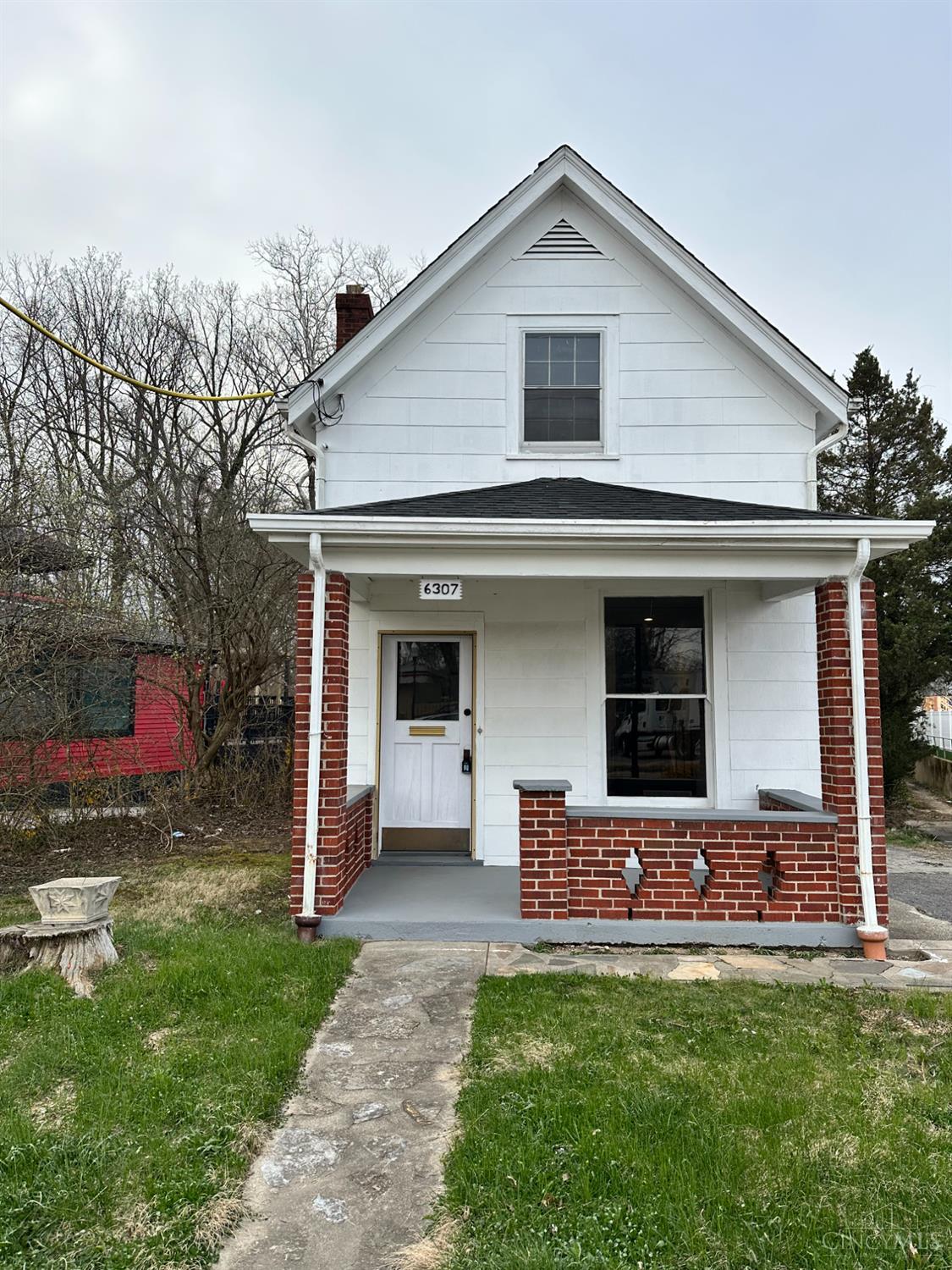 6307 Wooster Pike Property Photo 1