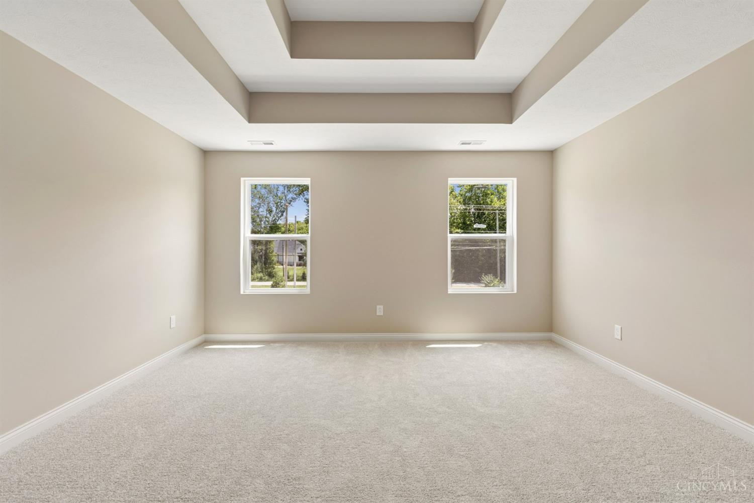 240 Tilly View Property Photo 11