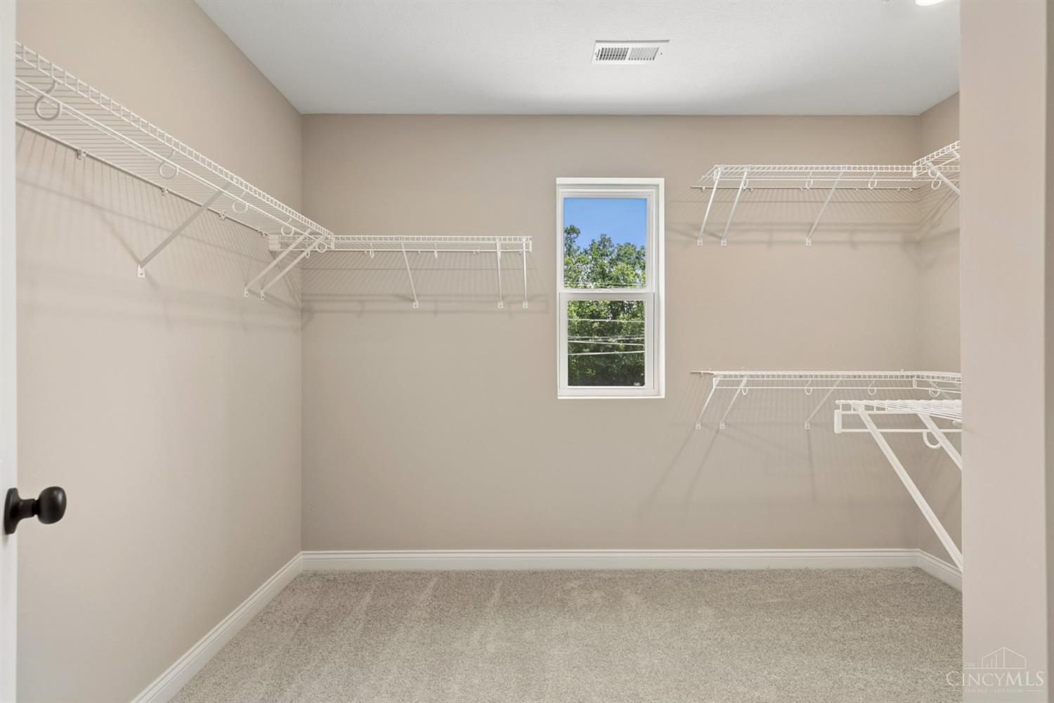 240 Tilly View Property Photo 18