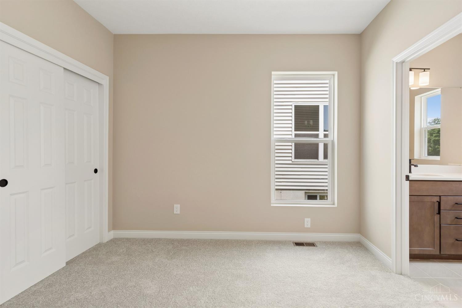 240 Tilly View Property Photo 19