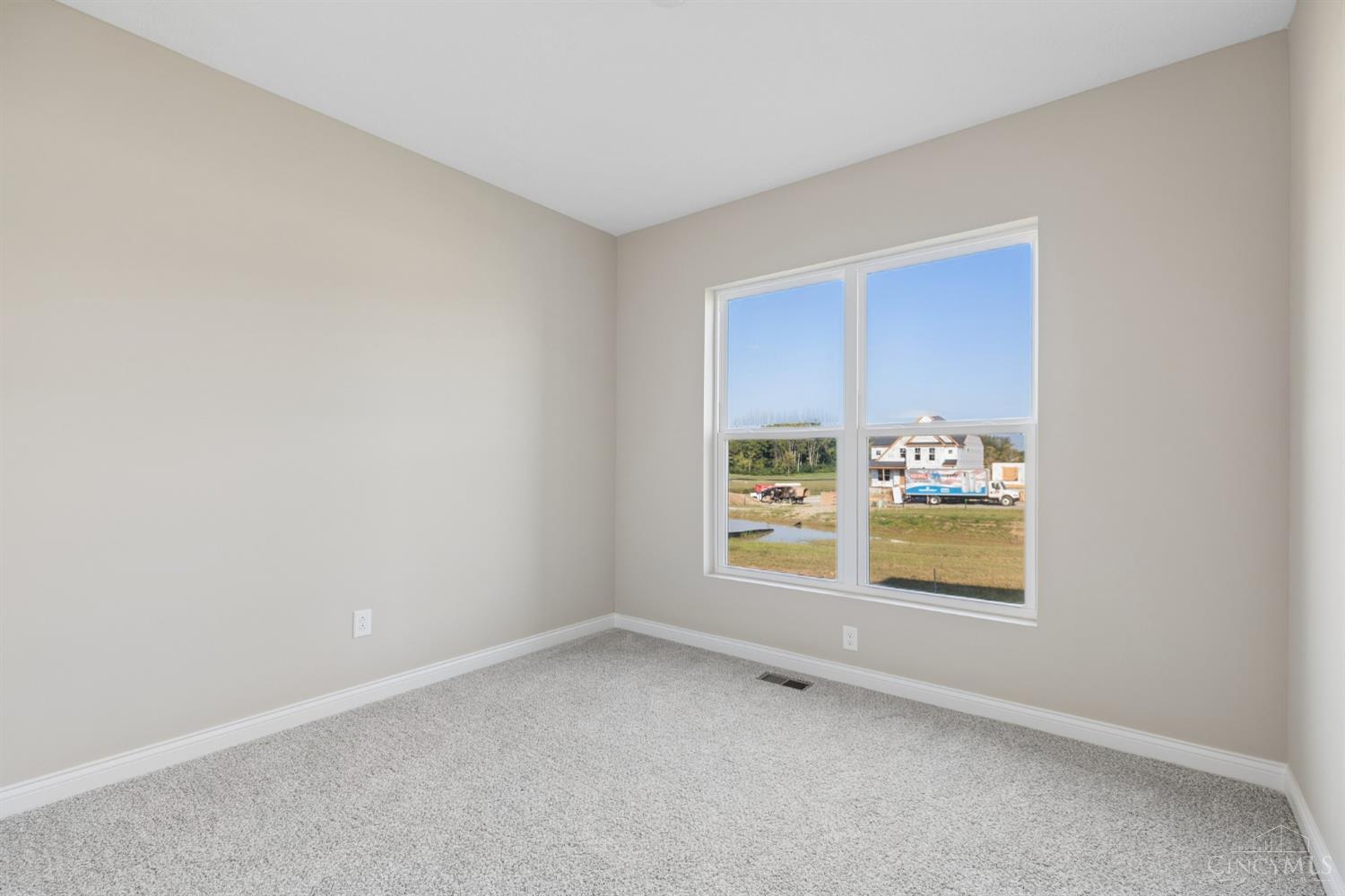 275 Tilly Court Property Photo 11