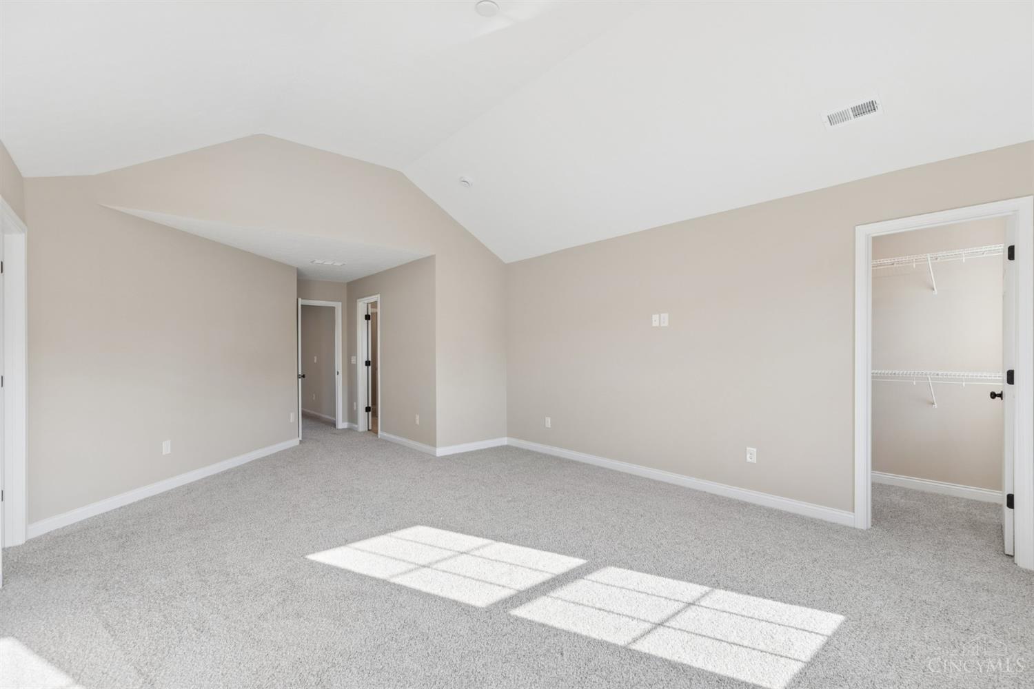 275 Tilly Court Property Photo 15