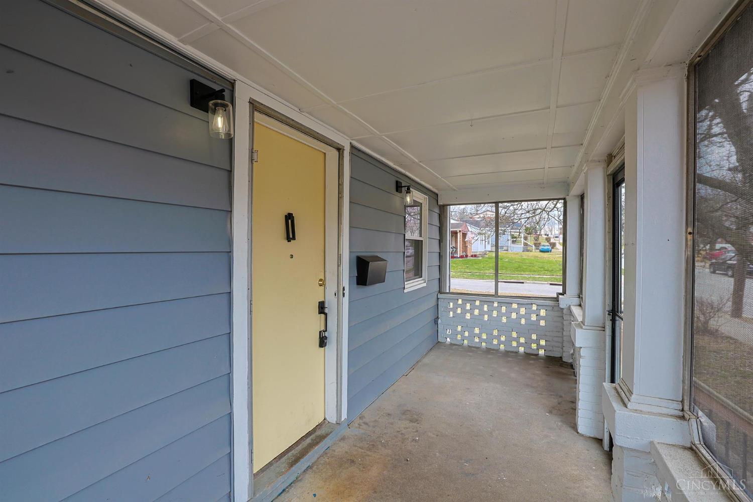 3765 Iona Avenue Property Photo 24
