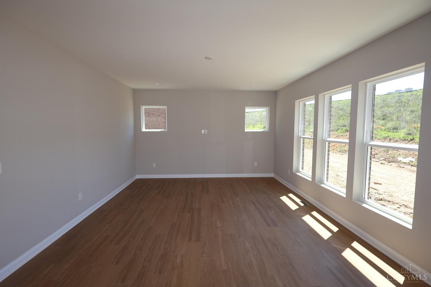 5771 Irwin Drive Property Photo 4