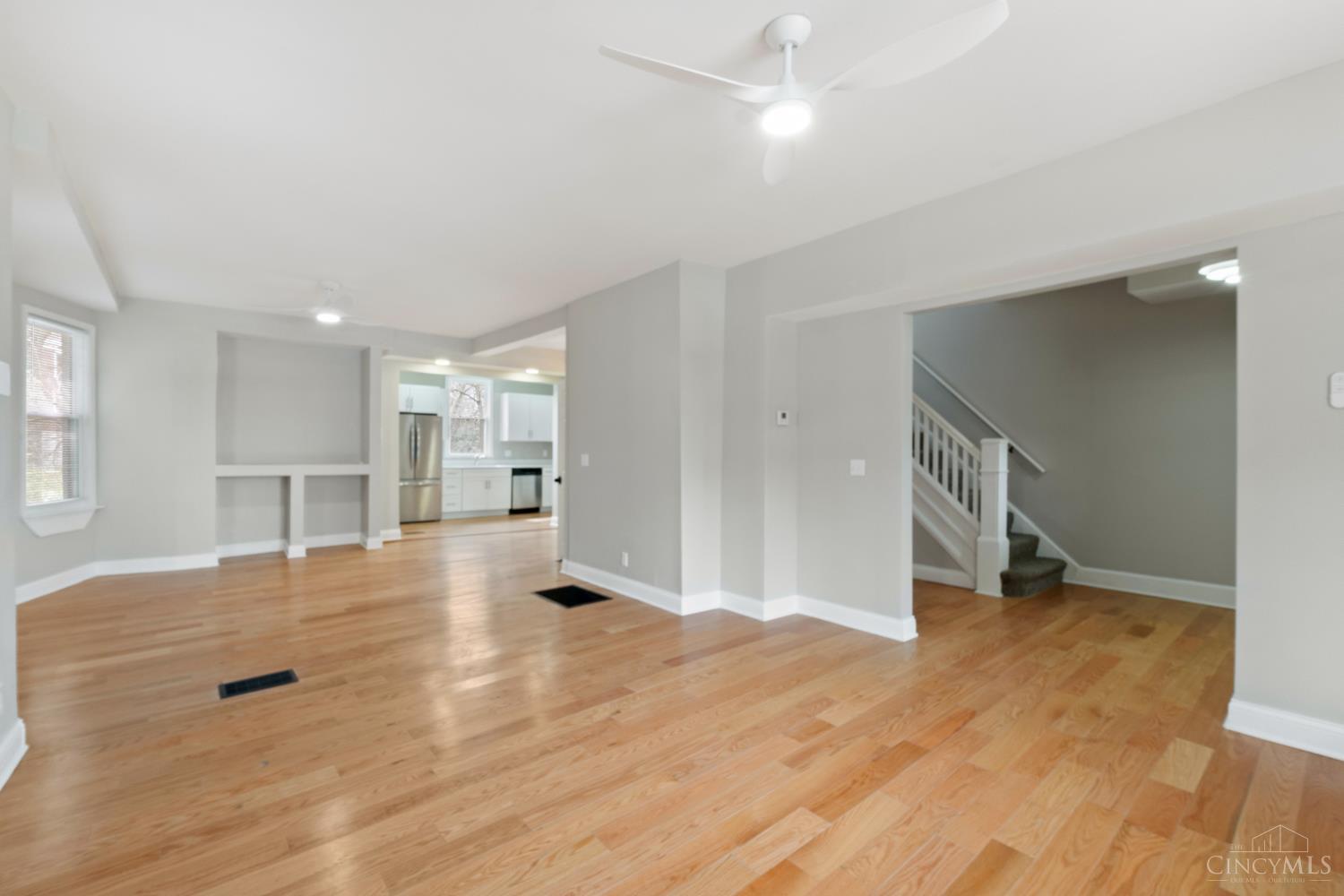 3206 Gilbert Avenue Property Photo 7