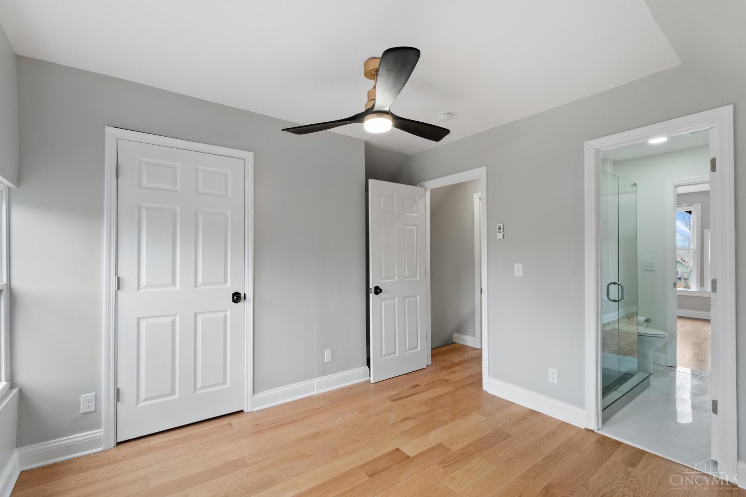 3206 Gilbert Avenue Property Photo 21