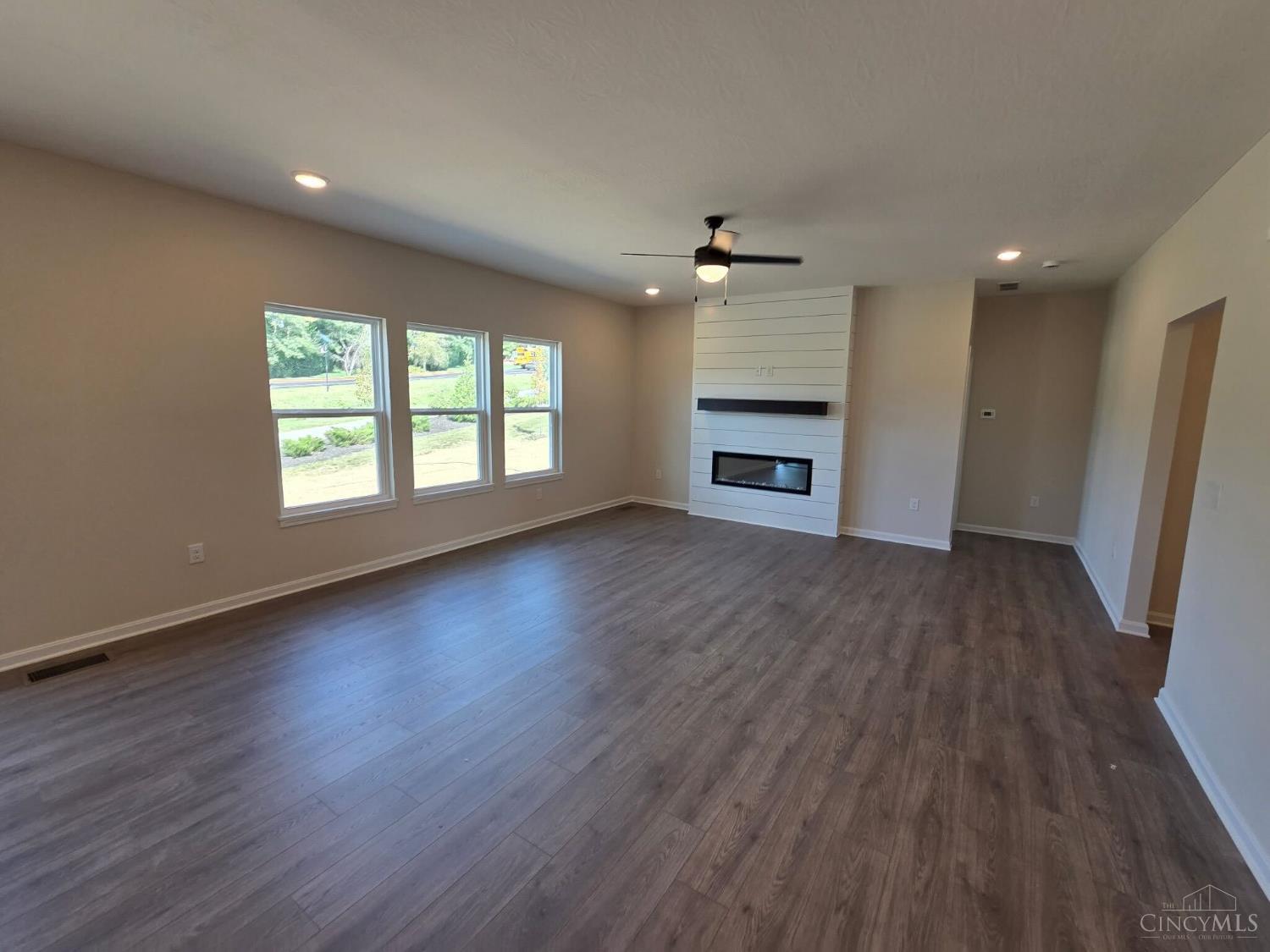 40 Chestnut Street Property Photo 2