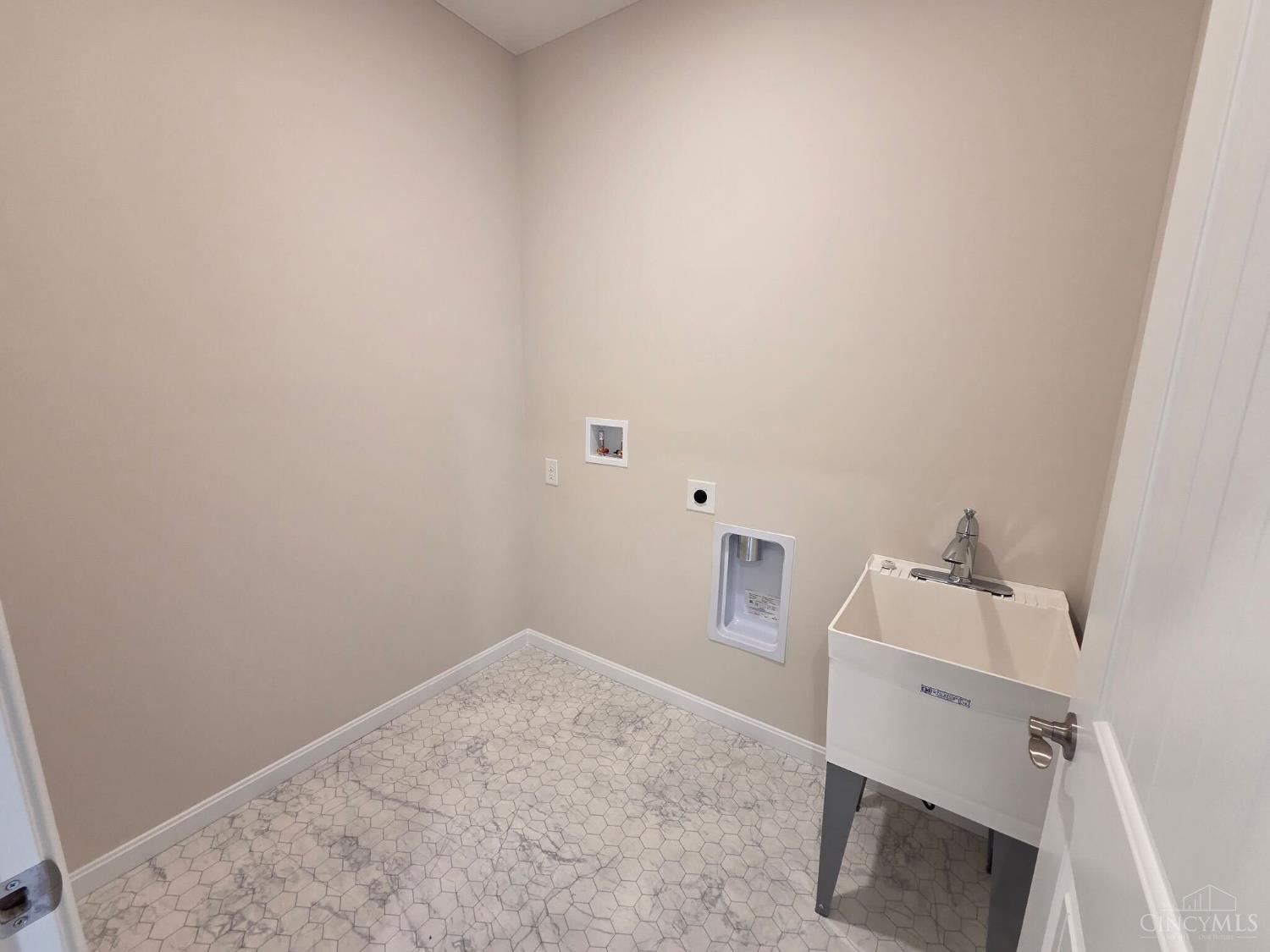 40 Chestnut Street Property Photo 3