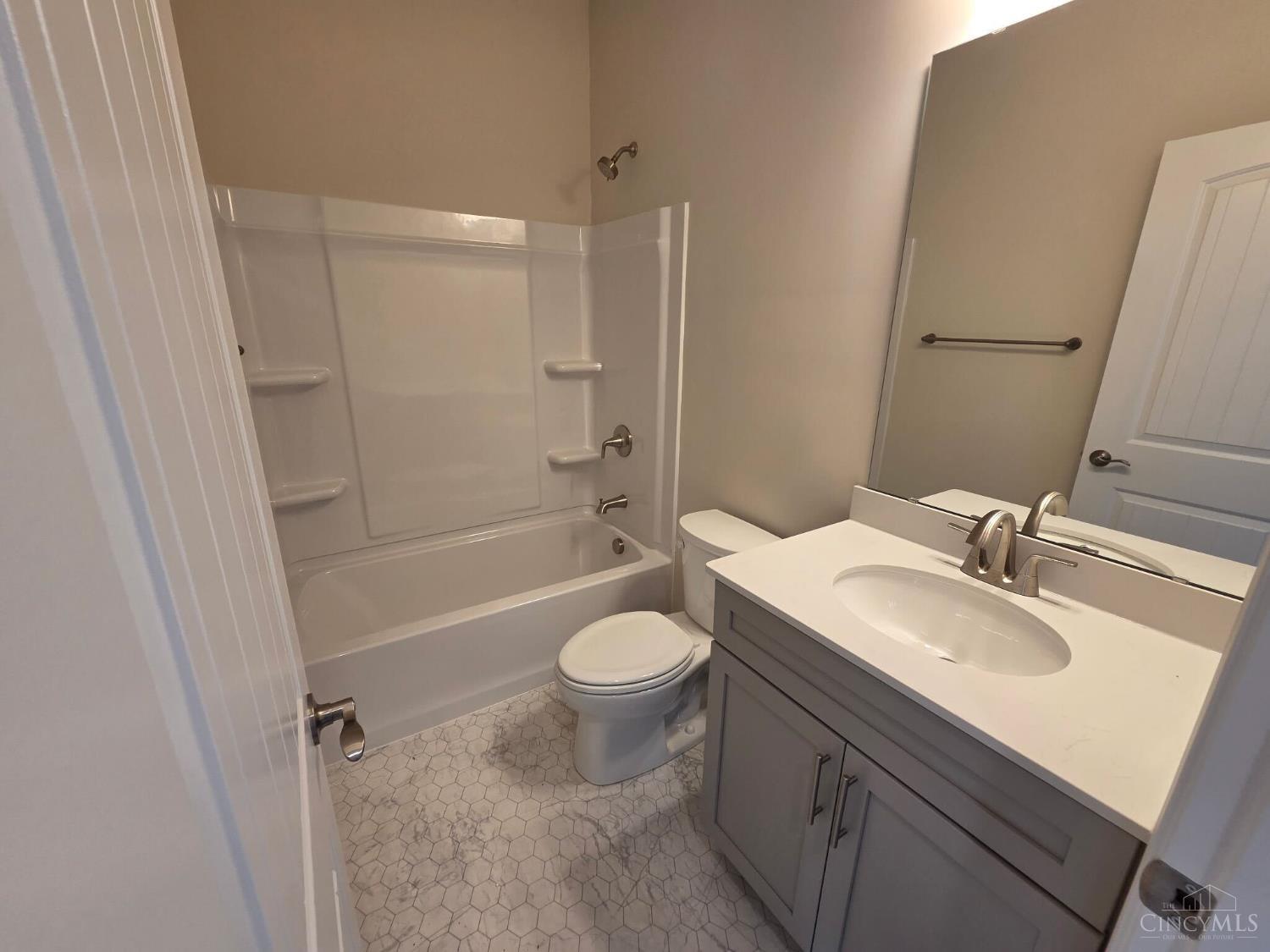 40 Chestnut Street Property Photo 4