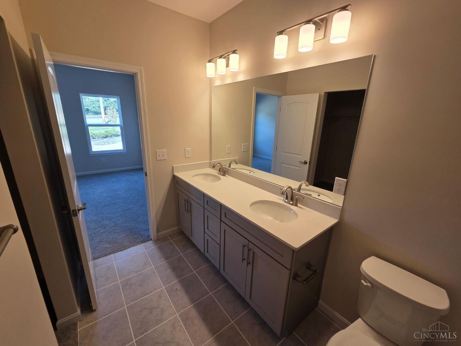 40 Chestnut Street Property Photo 7